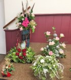Flower arranging led by Lynne Christmas 2019 - photo 1